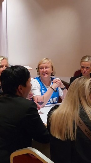 KKÍ bauð fyrrum landsliðskonum Íslands í boð fyrir landsleik Íslands og Serbíu á Ásvöllum. Mætingin frábær og stemmningin líka❤️💙🤍 | KKÍ - Körfuknattleikssamband Íslands