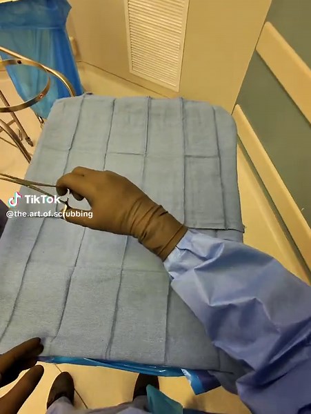 How to Safely Handle Iodoform in Surgical Settings