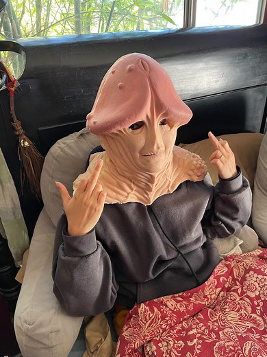 Cig Neutron on Instagram: "I really appreciate how weird and wonderful my life is. Here’s a random smattering of things I’ve made and wonderful folks I’ve created with @rannieaugogo @patrickstarrr @mndr_official #makeup #art #artist #create #creator #fxmakeup #fxmakeupartist"