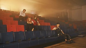 39K views · 8.4K reactions | A! Simmy đã tới trường học Free Fire đây ✨ Anh em vào xem MV ngay nhé 拾 Link: https://youtu.be/YQCO86u-Q-0 #FreeFire #Allstarsawards #backintime | Trúc Đào | Facebook