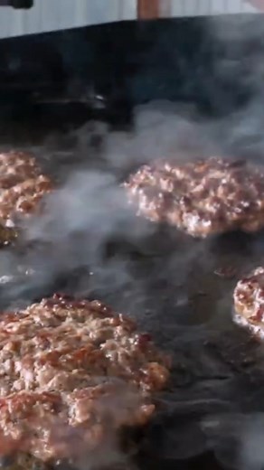 7.3K views · 97 reactions | Five guys copycat burger is amazing #fiveguysburgersandfries #burgers | The Gallery Backyard BBQ | Facebook