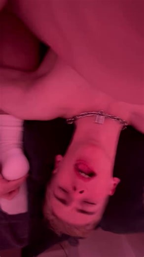 RT @ChillDom360: My buddy texted he needed to unload 💦😈I laid my sub on his back, legs spread wide, and told my friend to breed him.Meanw…