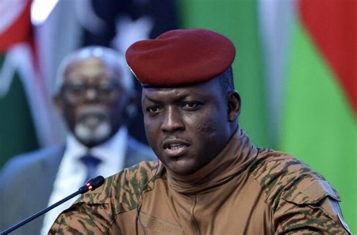 Saiba quem é Ibrahim Traoré, o homem que está mudando a geopolítica da África