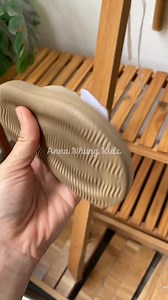 Lên mẫu giày basic cả bé trai/ gái đều mang được, dễ mix cực 🍂 🪵 Size 21-30 📍Cs1: 05 Trường Chinh, tp Huế 📍Cs2: 01 Ngự Bình , tp Huế 📞0795595565 | Anna Nhung kids