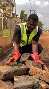 Challenge met, problem solved 💪🏽♻️ Blocked drainage during our clean-up exercise, but Uptown Cleaners made it flow again. A cleaner Ghana is possible! 🔥🔥 #fyp | Uptown Cleaners