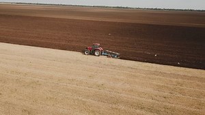 Tractor Plows Field Aerial View: стоковое видео (без лицензионных платежей), 1037165588 | Shutterstock