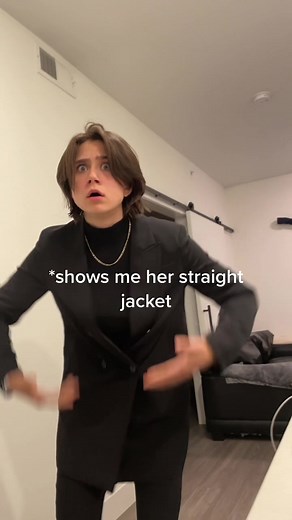 Lesbian in a Straight Jacket: Makayla's Confession