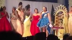 Video: "I do not do admin work" - Zari to MC Fabiola when handed the envelope to announce winners during the Miss Uganda 2019 grand finale at Sheraton Hotel. | SoftPower News