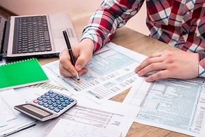 Impôts : pourquoi il faut impérativement cocher la case 7DB si vous avez un jardin