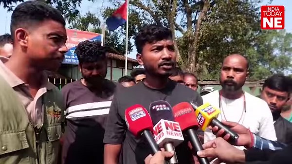 5.5K views · 41 reactions | Assam: Public outrage erupts over alleged police brutality in Baksa Baksa’s Banhbari Police Station witnessed heightened tensions as a large number of locals gathered to protest against alleged police brutality. Agitated residents surrounded the police station, raising strong objections to the reported mistreatment of several youths by the police without justification. #Baksa #Assampolice #protest | IndiaToday NE | Facebook