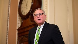 FBI serves search warrant on Sen. Richard Burr amid stock trading controversy: report