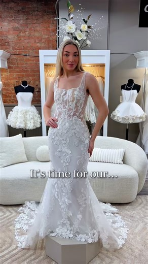 11 reactions | Brides, this one’s for you! ✨ Our End of Summer...