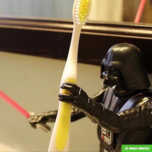 Get your (space) craft on with this DIY Star Wars toothbrush holder! http://bit.ly/2rqd3AI | Delta Dental of Idaho