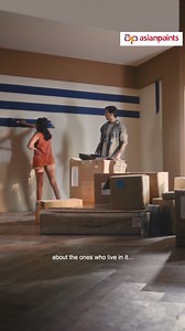 799 reactions · 26 shares | Kahin ek galti naye ideas de jaati hai, Toh kahin ek idea apni kahani likh jaata hai. Aakhir, har ghar kuch kehta hai, Aapka ghar kya kehta hai? Tell us your story in the comments below with #MeraGharKehtaHai and stand a chance to win exciting gifts for your home T&C apply, link in bio. #AsianPaints #HarGharKuchKehtaHai #HomeInspiration #BeautifulHomes #HomeStory | Asian Paints | Facebook