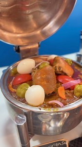 Aben wo Oak Plaza Hotel! Walk-in to Lucida restaurant inside @oakplazahotels and enjoy all your favorite Ghanaian meals and drinks. Join our Sunday lunch buffet every SUNDAY From noon. Tag a foodie. #oakplazahotels #foodphotography #foodie #allyoucaneat #buffet #foodreels #ghana #ghanafood #ghanajollof #foodblogger | OAK Plaza Hotels