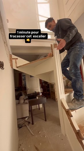 Un lundi comme on les aimes ! ☀️🔥 #autoconstruction #chantier #travaux ##renovation #maçonnerie #béton #timelapse #batiment #artisan # démolition #escalier er Maçonnerie, rénovation, construction, chantier, matériaux, transformation, artisan, entrepreneur, techniques de construction, conseil rénovations, projet de rénovation, expertise maçonnerie, vie de chantier, avant après | Thomas Muraton