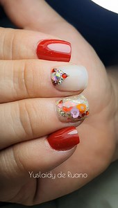 Encapsulated hearts. Nail art. | Yuslaidy de Ruano