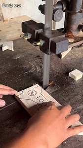 1.2M views · 214 reactions | Skill saw cutting ✅ #fblifestyle #reelsfypシ #tipsdantrick #woodworking #carpenter #tutorial #creativeideas #diy #bandsawskills | Dody Stw | Facebook