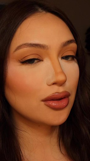 #makeup #makeupartist #makeuptutorial #lips #lipgloss #everydaymakeup #baddiemakeup | Cassandra Marin Bautista