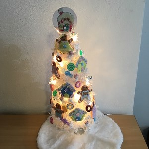 New, 18 inch Hand crafted Gingerbread Christmas Tree