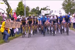 【ツール・ド・フランスのクラッシュ事故と50年前の漫画】 | お散歩アルバム・・美味しい苺