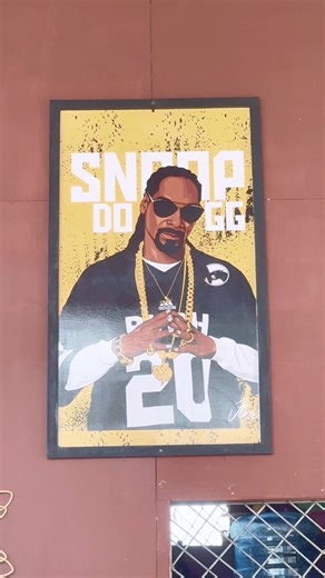 15 reactions | Di Kota Nabire cuma ada Iyamude jalan merdeka | Sinar Papua | Facebook