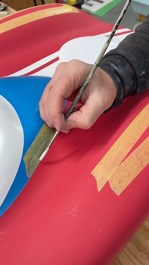 ‘Pole position’ From examples out of my vintage collection I created these enlarged versions in polyster and then placed them in a bag. The toy store where you can buy this piece is called @goldmanglobalarts gallery in Wynwood Miami. The story of the piece is about three cars in the race for world domination. My solo show there SEEING THINGS shows 27 new pieces and runs until June 30. #seeingthings @ggagalleryofficial @wynwoodwallsofficial #goldmanglobalarts #leonkeer #f1miami | Leon Keer