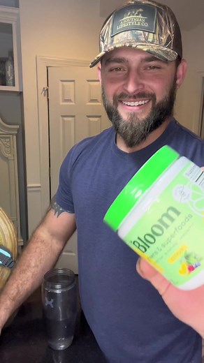Bloom Nutrition greens are 30% off on amazon until Feb 1st💚✨#bloompartner #bloom #bloomnutrition #bloomnu #husbandwife #husband #wife #fyp #greens #relatable | Tess Walker