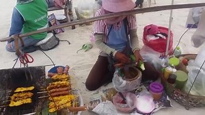 20K views · 458 reactions | Thai Beach Food is cheap, convenient and delicious.  | Thailand Travel | Facebook