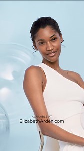 Discover Hyaluronic Acid Peptides Ceramide Capsules. Sealed to keep light & air out, freshness & potency in. | Elizabeth Arden