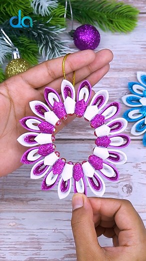 31K views · 467 reactions | Xmas Wreath Ornaments From Glitter Foam SheetsChristmas WreathCrafts Ideas #crafts #Christmas #diy #christmasdecor #christmasornaments | DIY Crafts & Art | Facebook