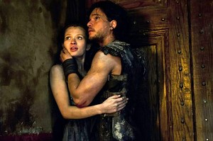 Watch: 4 Fiery And Brawny Clips From 'Pompeii' Starring Kit Harington & Emily Browning