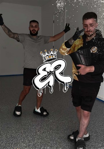 Just finished sprinkling some flakes at this gorgeous newly built home ✨ It’s not just a floor, it’s a showstopper that combines beauty and durability. Want your space to shine? ✨ 📨 DM us now for a FREE quote on a stunning metallic or flake epoxy floor and elevate your home’s style! #resin #epoxy #exotic #metallic #interiordesign #garage #homeimprovement #flooring #house #homerenovation #colour #design #grind #flake #durable