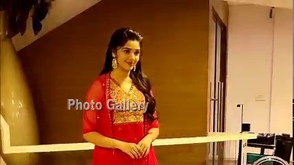 90K views · 879 reactions | Stunning heroines unseen videos  . . ....