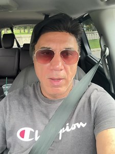 Does a visitor guarantee entry into Canada 🇨🇦? #amirismail #aiaimmigration #visitorvisacanada #visitcanada #faq #qanda www.amirismail.com/events | Amir Ismail & Associates - Citizenship & Immigration Solutions