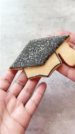Sparkling Custom Grad Cap Cookies
