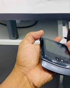 Motorola Razr 5G 2020💥🔥 Best Deal 👍 Ram 8GB, ROM 256GB used fresh conditions comes from abroad. One physical and one esim. Price: 38500/- | Gadget & Gallery