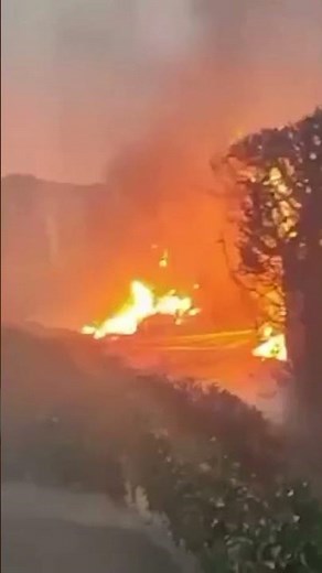 Terrifying moment Madrid homes engulfed in wildfire