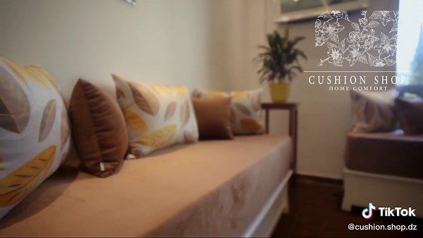 تأثير اللون البني الفاتح على الصالون