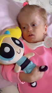 1.5K views · 276 reactions | Vem ver como aninha está❤️ #inclusão #maeatipica #princesa #arrumesecomigo #look | Anna Julia de Souza | Facebook