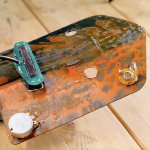 Crafting an electric guitar from an old shovel 🎸 | 5-Minute Crafts Teens