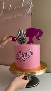 Sophia the first & B@rbie themed cake 🩷 #daintycakesbypia #whippitparin #customizecake | Dainty Cakes by Pia