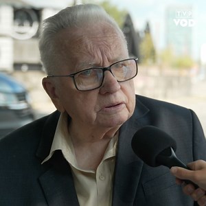 3.4K views · 28 reactions | Tuż przed godziną "W" zapytaliśmy przychodniów na ulicach Warszawy, czym dla nich jest Powstanie Warszawskie  ____ W TVP VOD znajdziesz produkcje, które upamiętniają wydarzenia z czasów II Wojny Światowej.  vod.tvp.pl | TVP VOD | Facebook