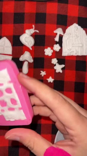 Foam clay fairy house doors part five ✨🧚🏻‍♀️ | Holly Auna
