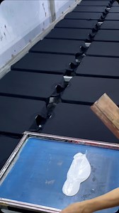 How many colors have been printed on this T-shirt design? | Gori Vietnam