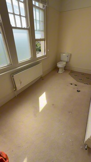 802K views · 8K reactions | Bathroom refurb (strip out)… #plumber #plumbing #bathroom #renovation #BathroomRemodel #fyp #foryou | Beaplumber | Facebook