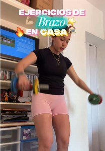 la cara contra el suelo al final es parte de la rutina 😘 #rutinaencasa #brazo #adelgazar #nicolealejandra #ejercicios