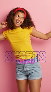 Sei pronta a sfoggiare i tuoi shorts preferiti? 🩳 Dai modelli leggeri con stampa agli skort, dai bermuda in lino ai classici jeans, passando per versioni sportive o più eleganti. A vita alta, larghi o aderenti: ce n’è davvero per tutti i gusti! 🏃🏻 Guarda il video e lasciati ispirare dai trend più hot della stagione! 🔥 | Centro Commerciale Globo - Busnago