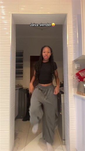 Slender that knows how to dance🤏🏾