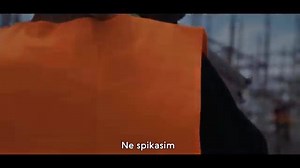 16 reactions | Çdo ditë, miliona emigrantë në të gjithë botën janë në...